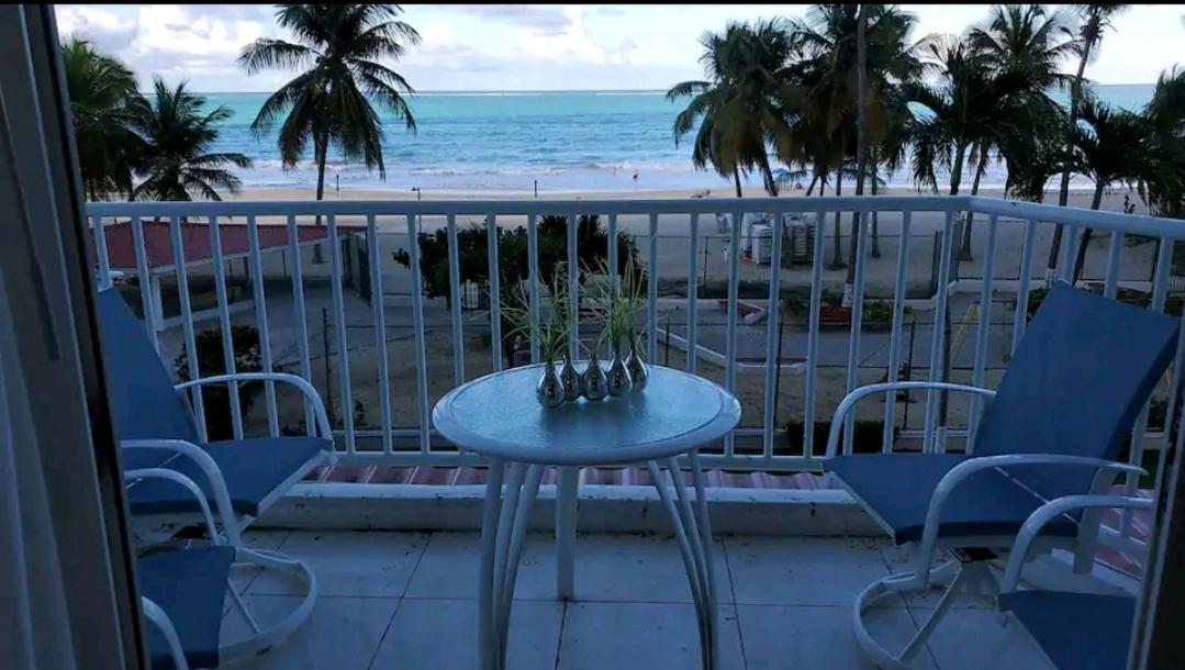 Beach Apartments At Marbella Del Caribe San Juan Kültér fotó