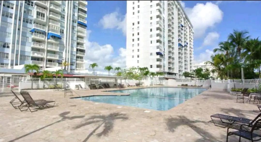Beach Apartments At Marbella Del Caribe San Juan Kültér fotó